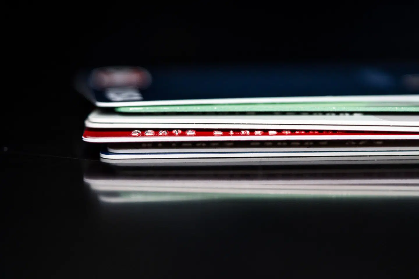 Selv om der er nedbrud, har butikker mulighed for at tage imod offline-betaling af flere typer af betalingskort. (Arkivfoto).