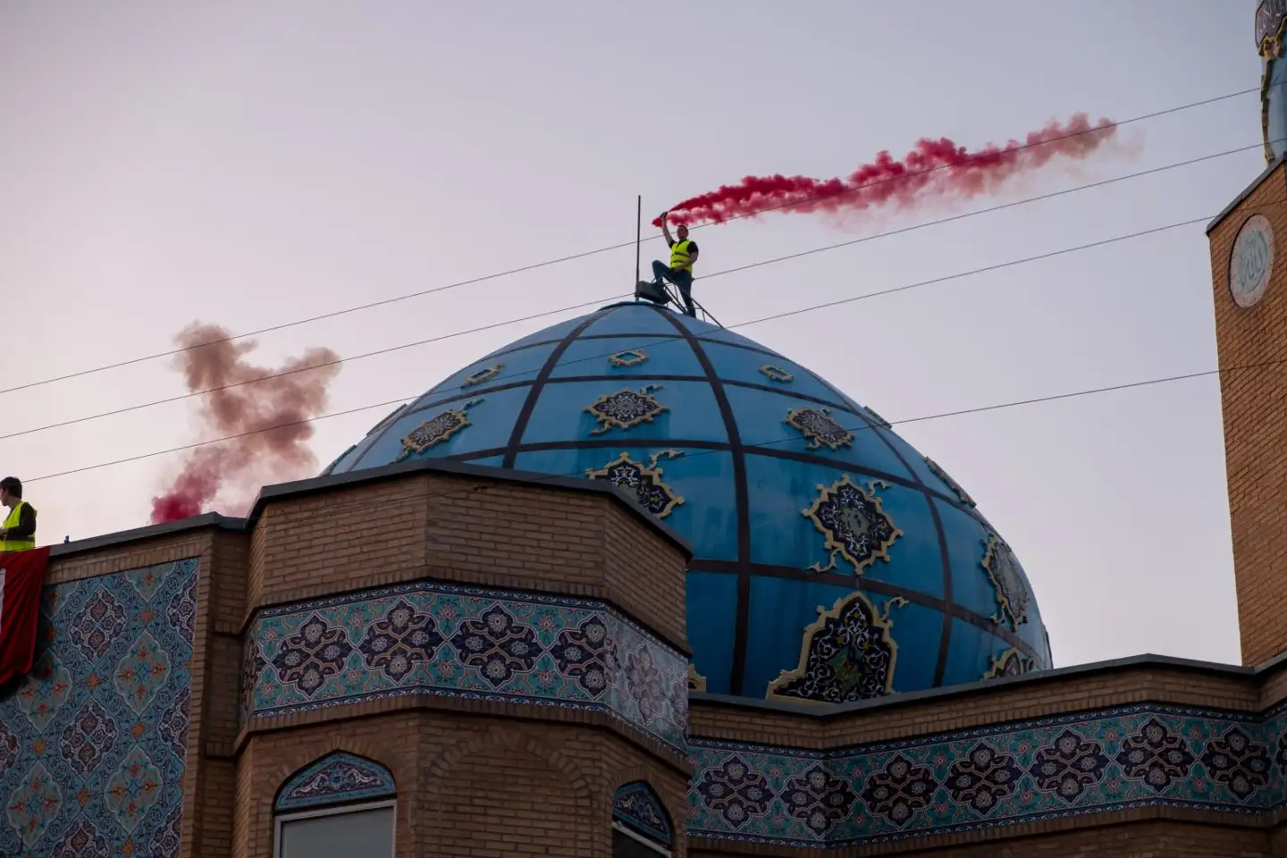 For et par uger siden udførte den indvandringskritiske bevægelse Generation Indentitær en aktion på toppen af den omdiskuterede Imam Ali-moské på Nørrebro.