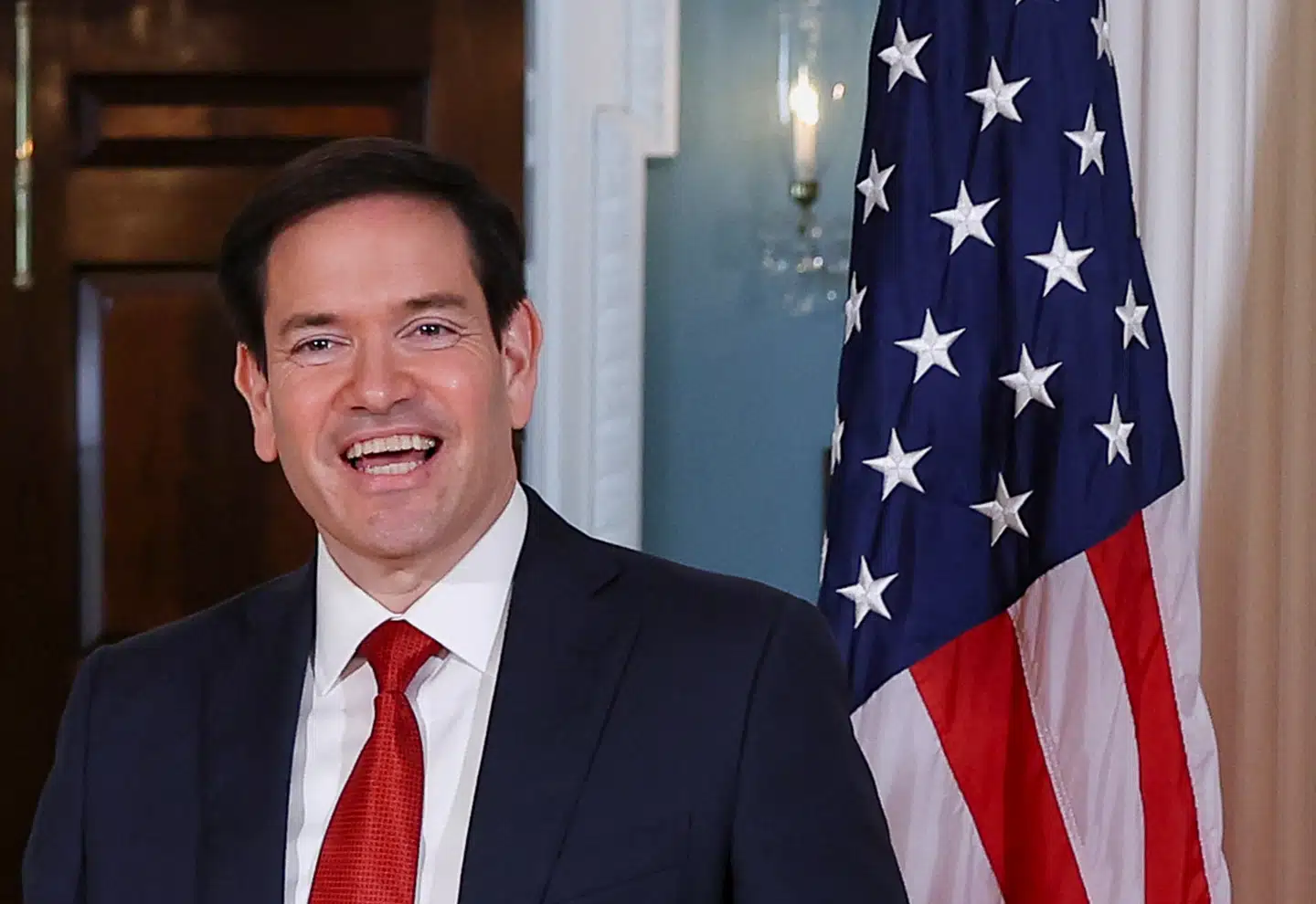 Den amerikanske udenrigsminister og sikkerhedspolitiske rådgiver, Marco Rubio, har nået toppen i Trumps stab. Spørgsmålet er, om han holder i længden.