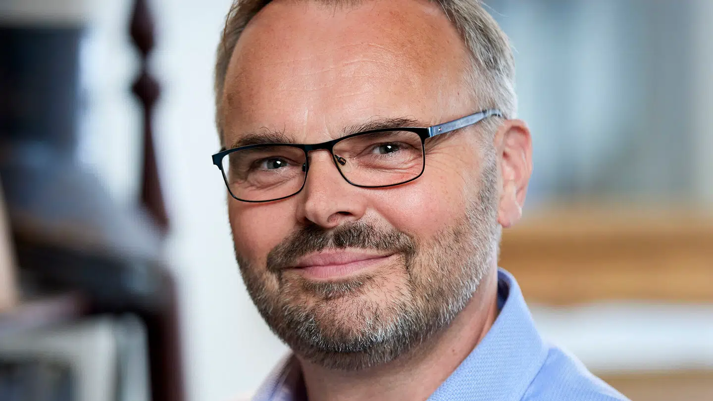 Eskil Vagn Olsen, der er museumsdirektør, oplever, at folk strømmer til hans museum, når regnen siler ned over landet.