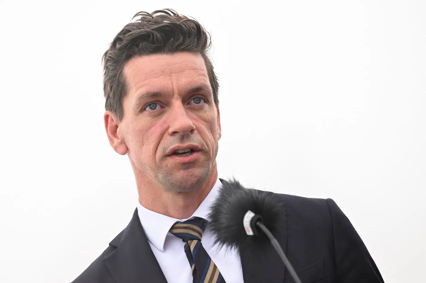 Syriske flygtninge har langt fra levet op til meldinger om, at de vil være højtuddannede personer, der hurtigt kunne integreres på arbejdsmarkedet, siger udlændinge- og integrationsminister Kaare Dybvad Bek (S).