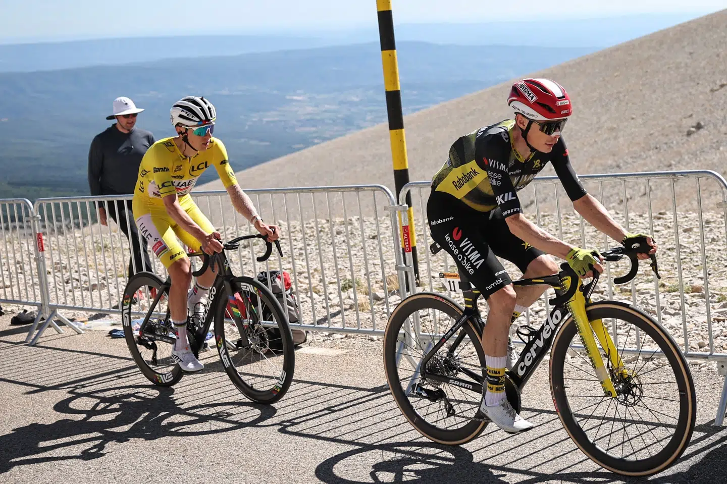 Det lykkedes ikke Jonas Vingegaard at slippe væk fra Tadej Pogacar på Mont Ventoux.