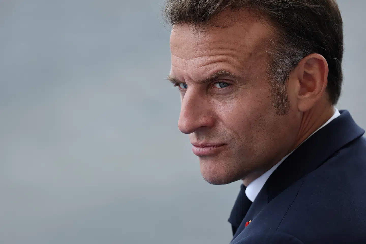 Den franske præsident, Emmanuel Macron, har mistet tålmodigheden med både USA og EU. Nu lægger han pres på for at få flere store EU-nationer til at følge trop.
