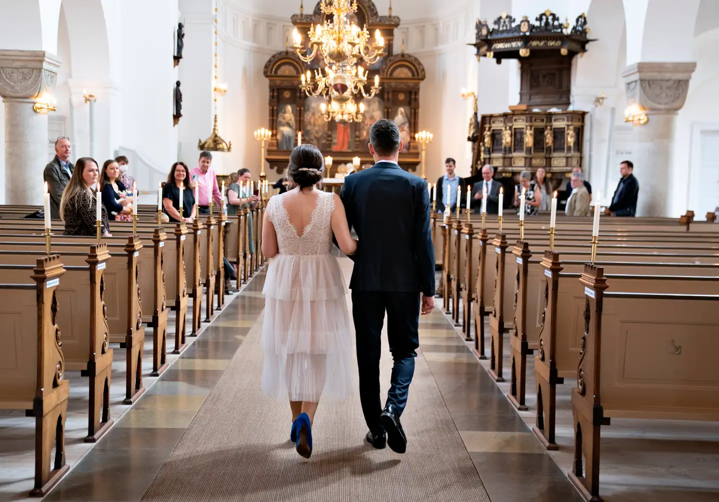 Når man er mand og kone, får man helt automatisk en delingsformue. Det betyder, at alle værdier skal deles ved dødsfald eller skilsmisse – og det kan efterlade nogle i en fælde.