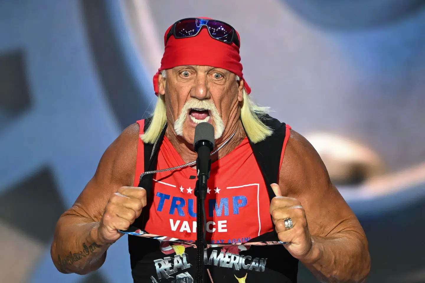 Hulk Hogan holdt tale ved sidste års republikanske konvent. Wrestleren døde torsdag i en alder af 71 år. (Arkivfoto).