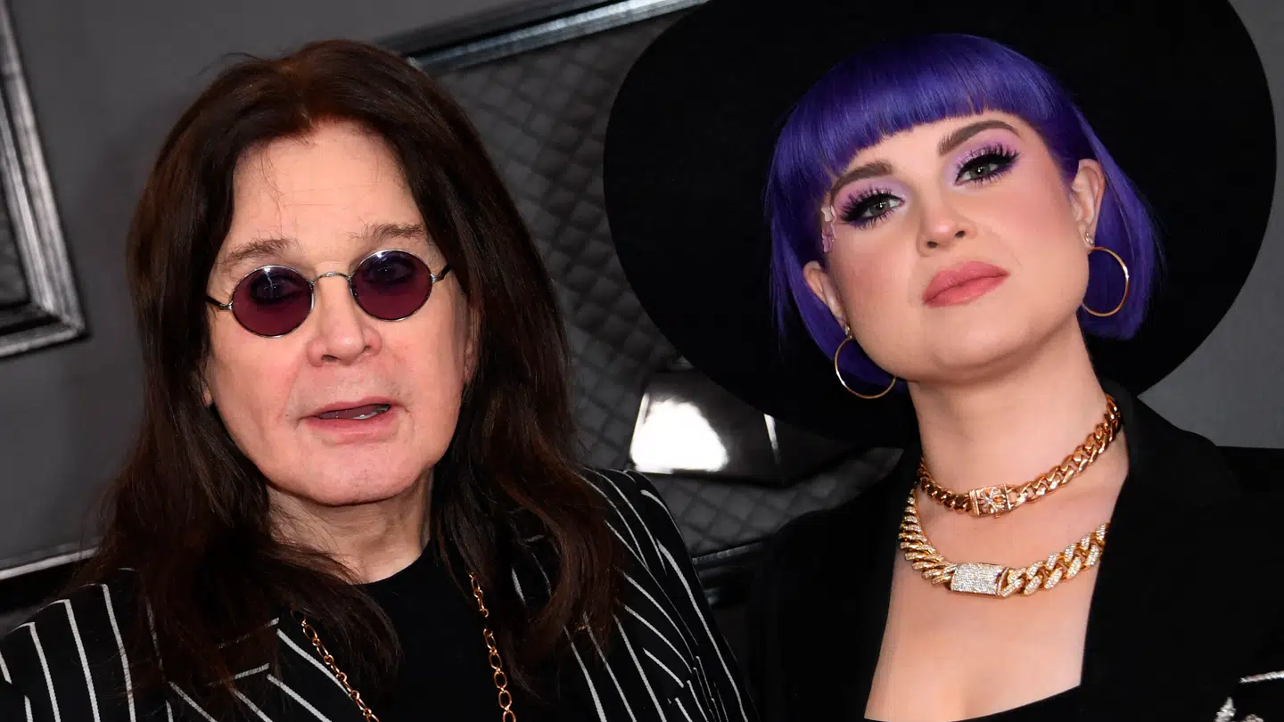 Rocklegenden Ozzy Osbourne med sin datter Kelly Osbourne i 2020.