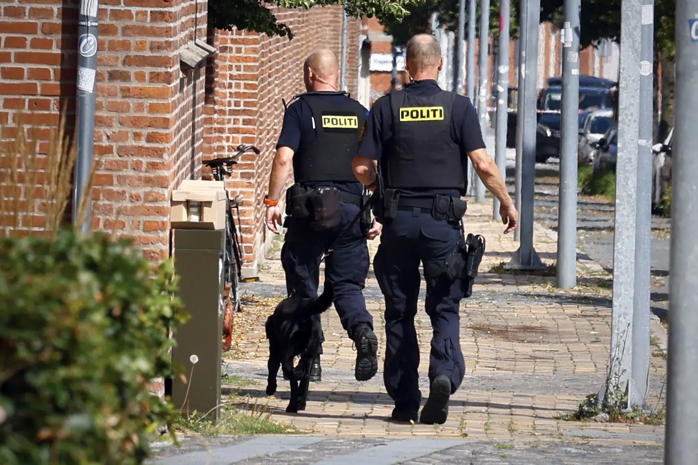 Politiet var torsdag til stede hos TV 2 på Kvægtorvet i Odense, efter at tv-stationen havde modtaget en bombetrussel. (Arkivfoto).