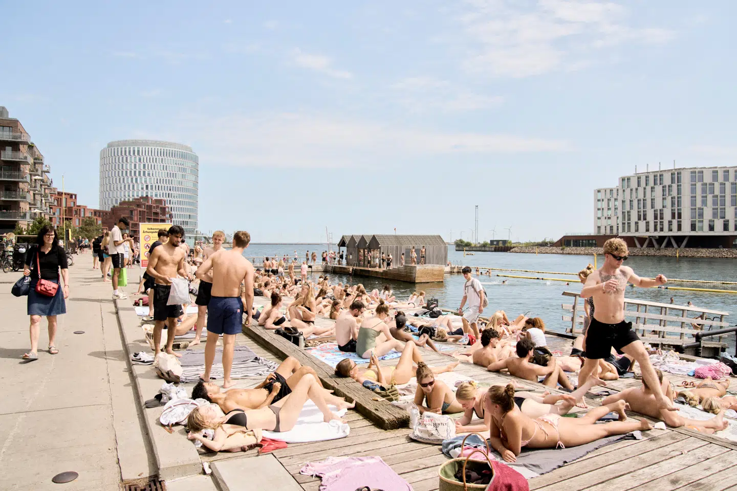 Garderobens mest basic item er blevet genstand for stor opmærksomhed denne sommer.