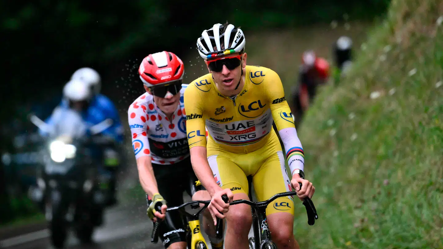 Jonas Vingegaard sad på hjul af Tadej Pogacar hele vejen op til La Plagne.