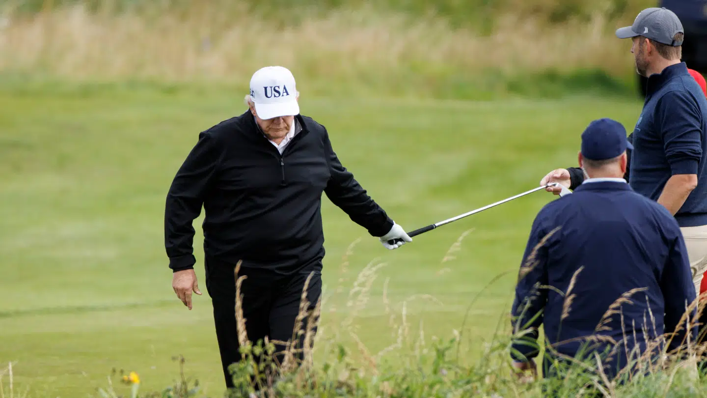 USAs præsident Donald Trump spiller golf i Turnberry under sit besøg i Skotland. Billedet er fra lørdag 26. juli 2025.