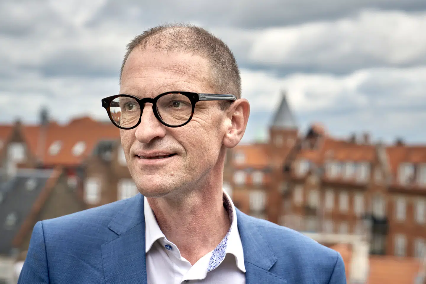 Claus Elholm Andersen forsker i H.C. Andersen. Han gør nu op med myten om, at H.C. Andersen var en barnlig og naiv forfatter.