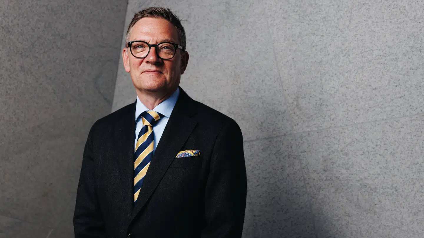 (Arkiv) Analysechef hos tænketanken CEPOS, Otto Brøns-Petersen, er ikke i tvivl om, at indførelse af hypermarkeder ville sænke priserne i Danmark.