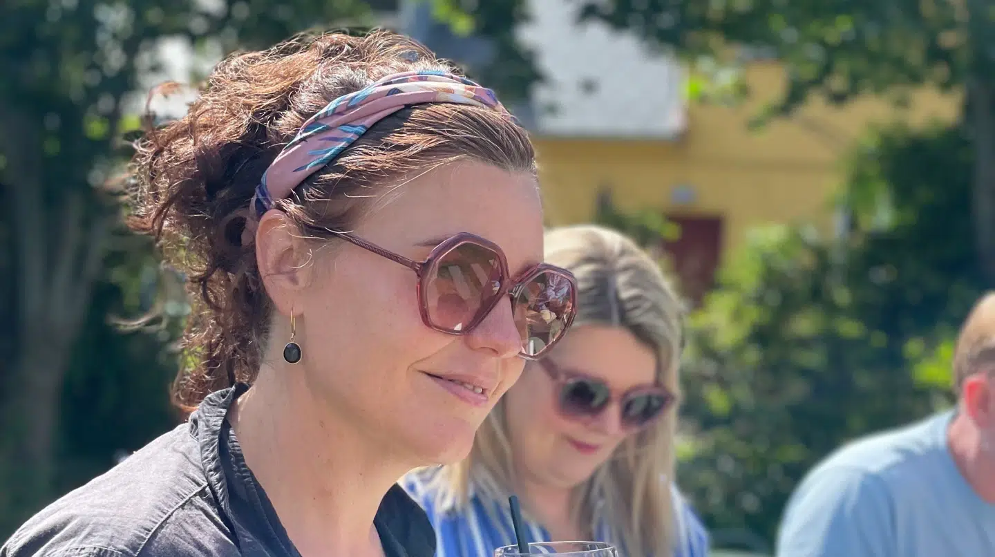 Sidsel Zachariassen har boet i Tisvildeleje i tolv år og har været stor kritiker af festivalen 'Musik i Lejet'.