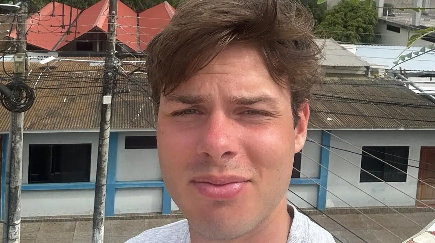 David Ravn er evakueret på Galapagosøerne med varsling om en snarligt rammende tsunami.