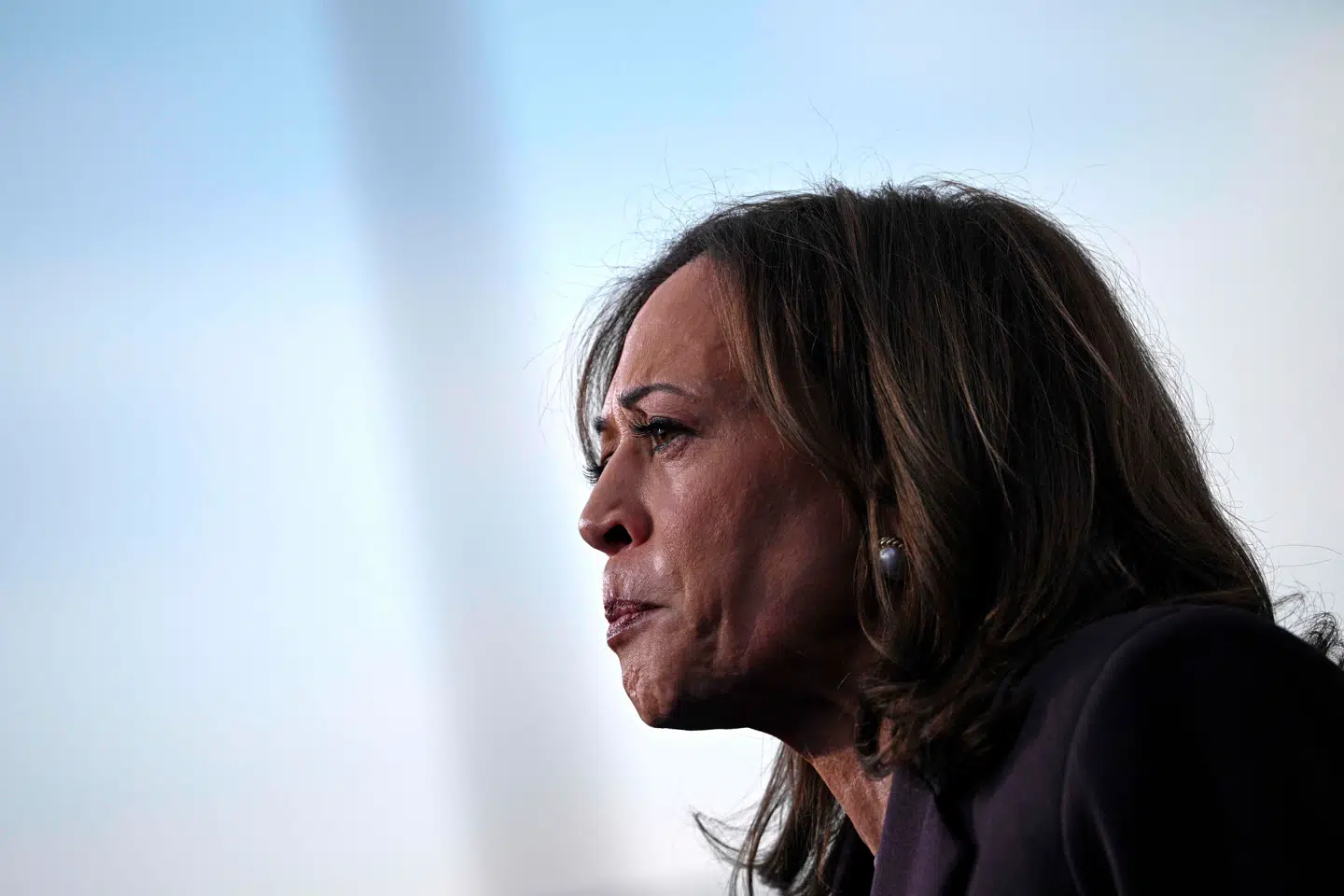 Kamala Harris vil ikke forsøge at blive guvernør i Californien, skriver hun på sociale medier.