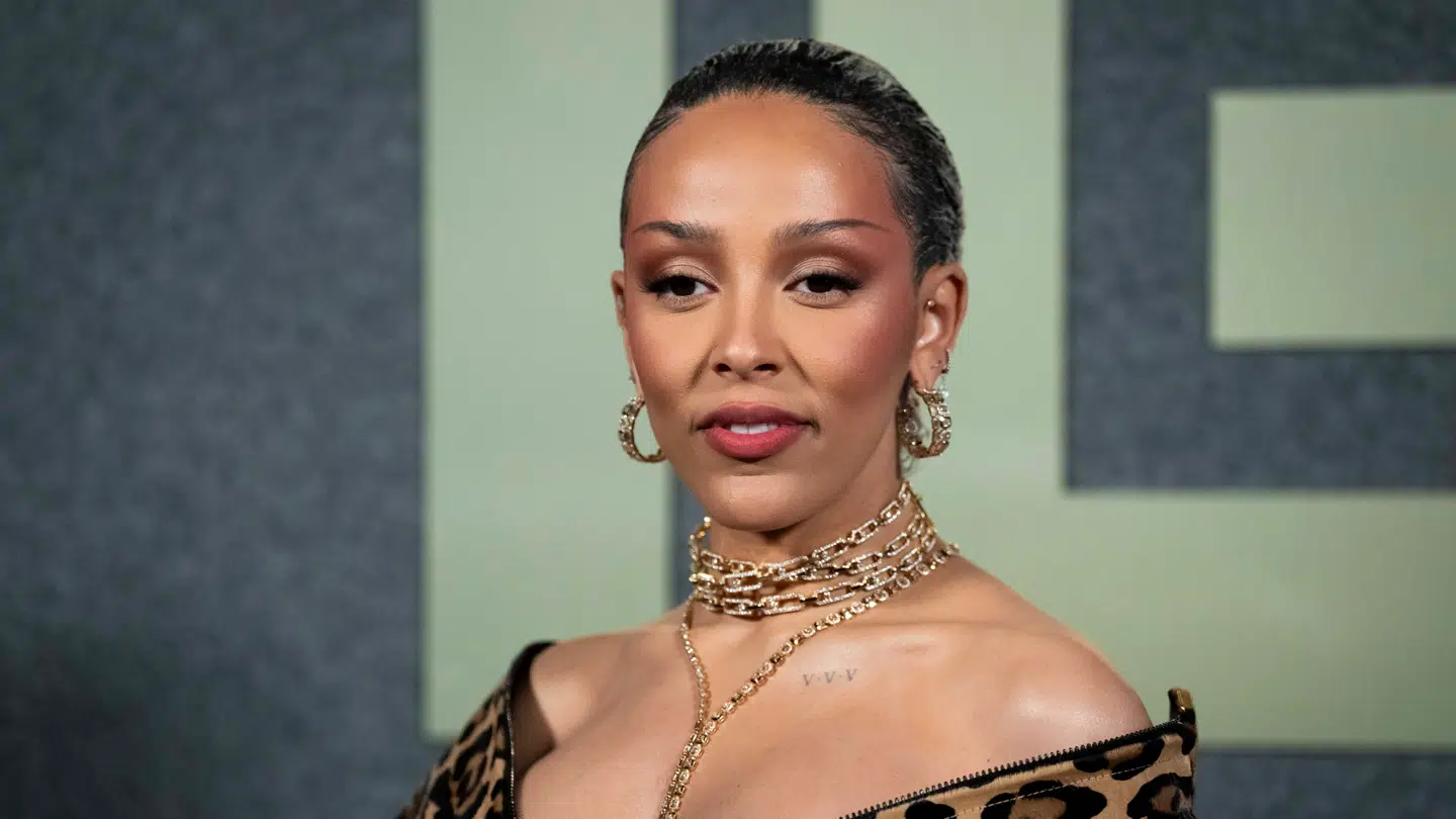 Rapstjernen Doja Cat er ikke sky for at sende en stikpille i Sydney Sweeneys retning.