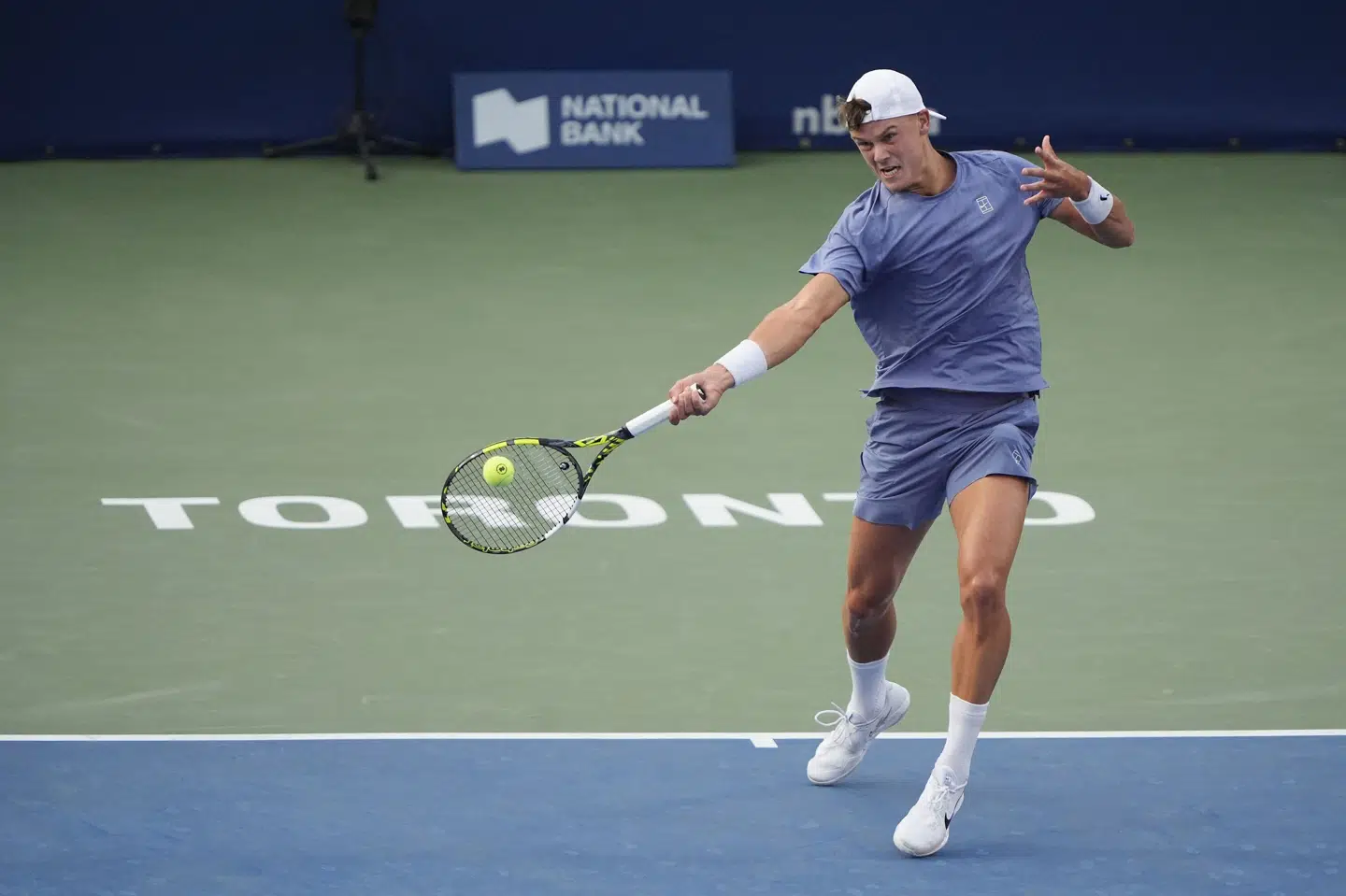 Holger Rune tabte natten til søndag dansk tid sin ottendedelsfinale i tre sæt til australske Alexei Popyrin.