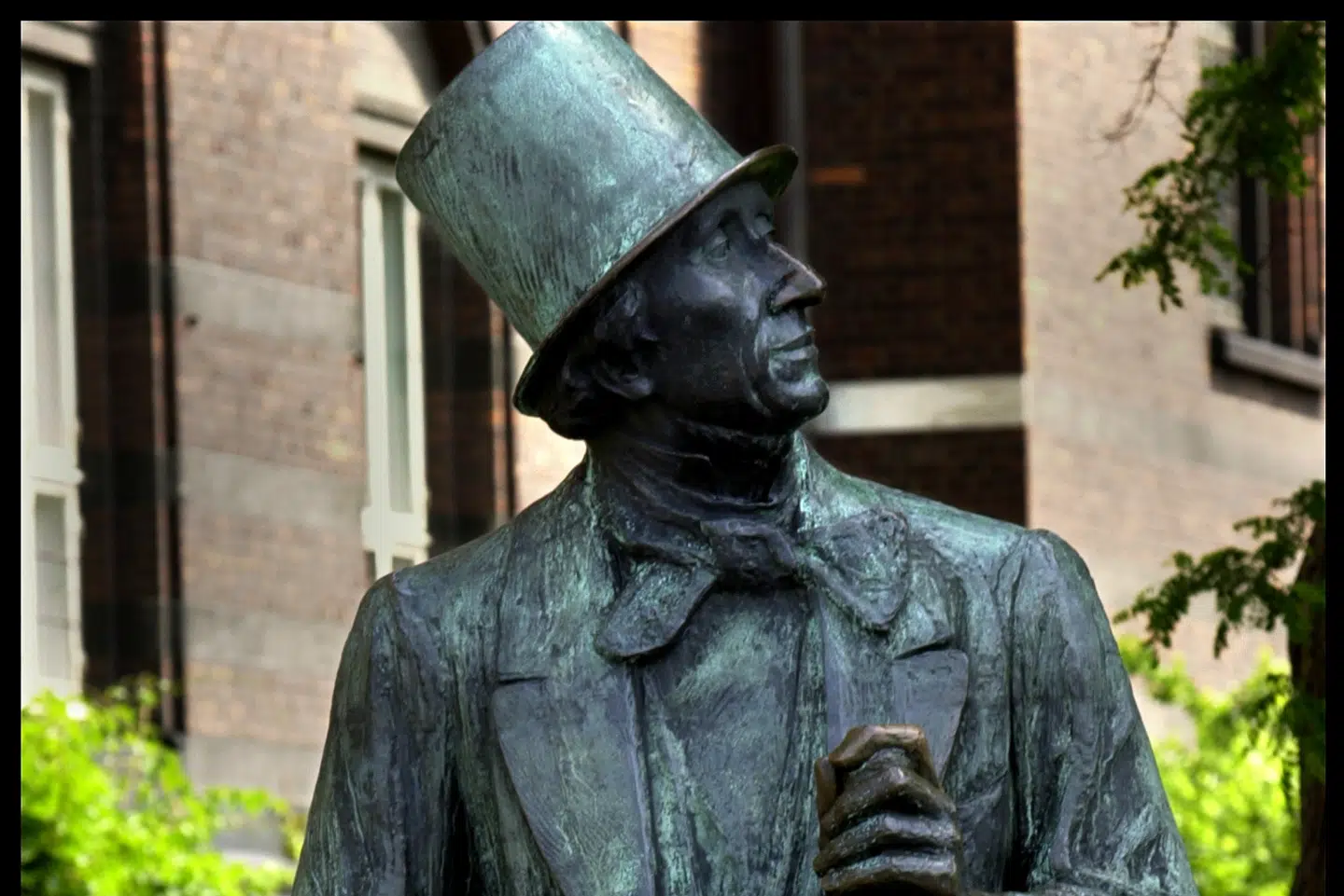 Som en del af markeringen af 150-året for H.C. Andersens død kan man blandt andet opleve en række teaterforestillinger, workshops, foredrag og kunstprojekter i Odense og omegn, som begynder den 4. august og strækker sig ind i efteråret. (Arkivfoto).