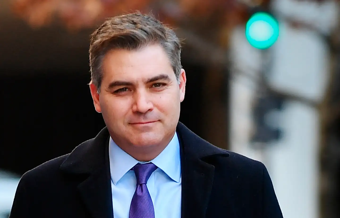 Jim Acosta i 2018, da han stadig var politisk korrespondent for Det Hvide Hus.
