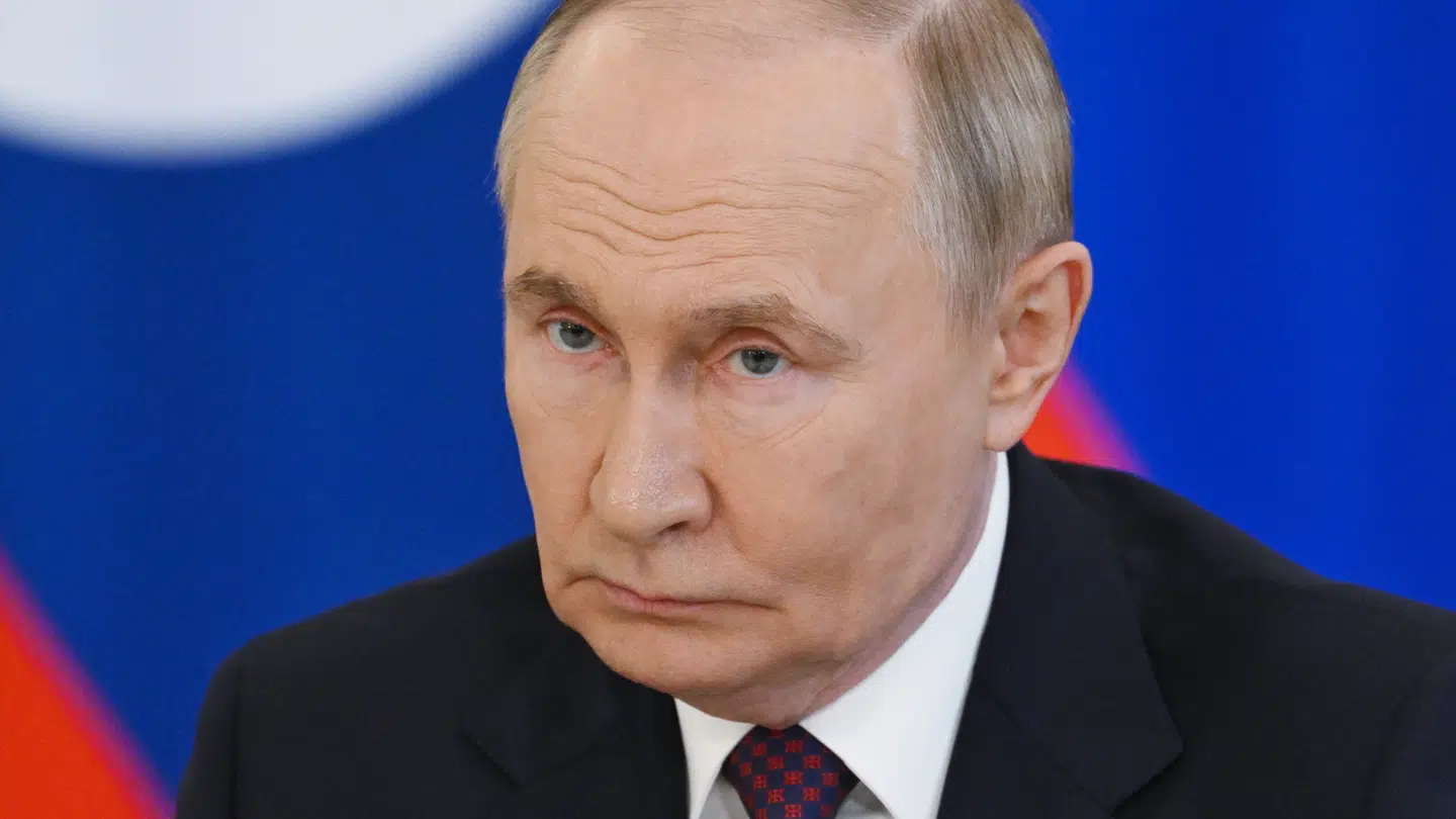 Vladimir Putin vil tabe ansigt, hvis han mødes fysisk med Volodymyr Zelenskyj, lyder det.