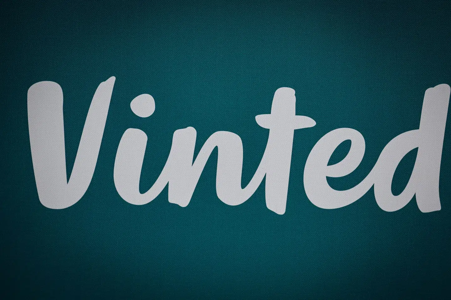 På Vinted kan brugere købe og sælge tøj af hinanden. Salgsannoncerne er ofte ledsaget af billeder af tøjet. Sommetider er det billeder, hvor sælgeren har tøjet på. (Arkivfoto).