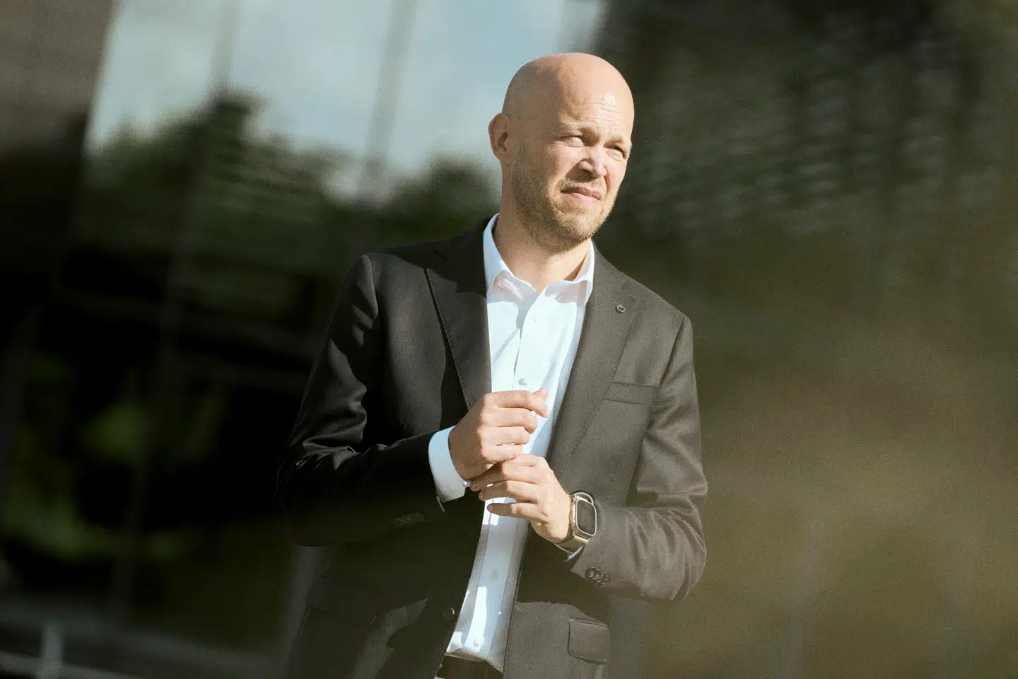 Topchefen for Ørsted, Rasmus Errboe, har mandag været nødt til at bede energikoncernens aktionærer om en hjælpepakke på hele 60 milliarder kroner.