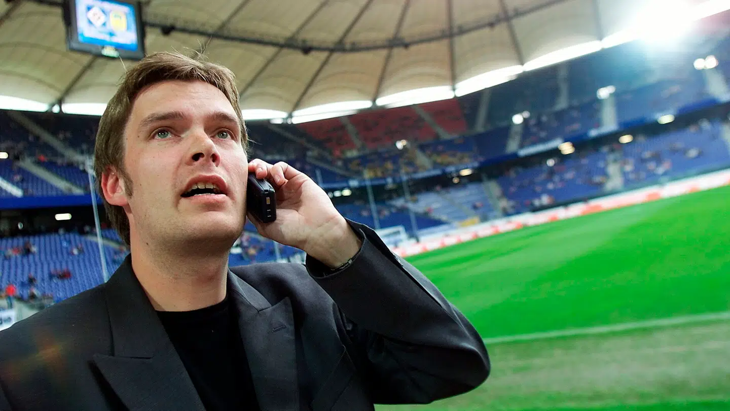 (ARKIVFOTO). Peter Grønborg i 2000, da han var kommentator for TV Danmark.