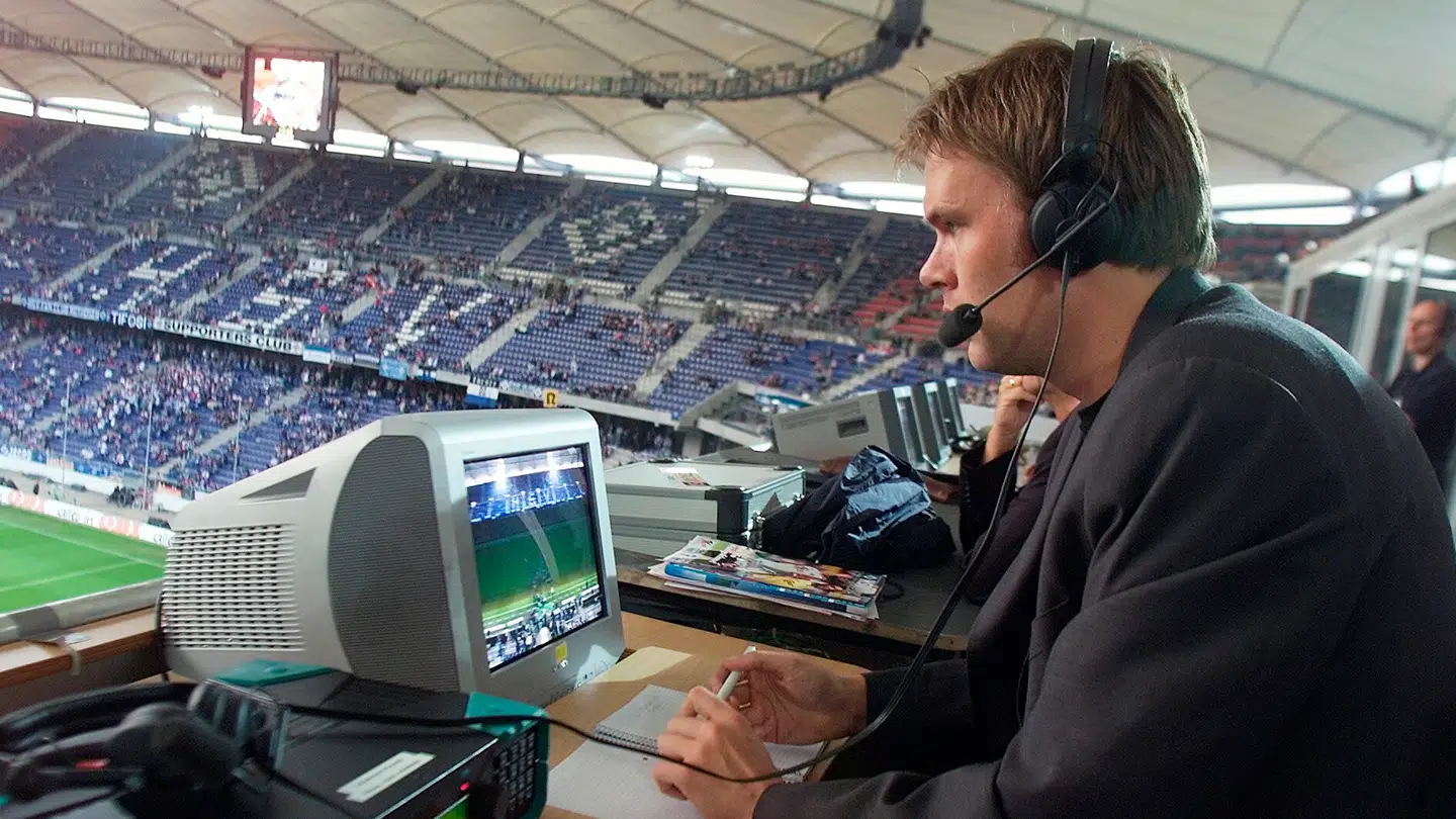 Peter Grønborg rejste verden rundt og kommenterede fodbold.