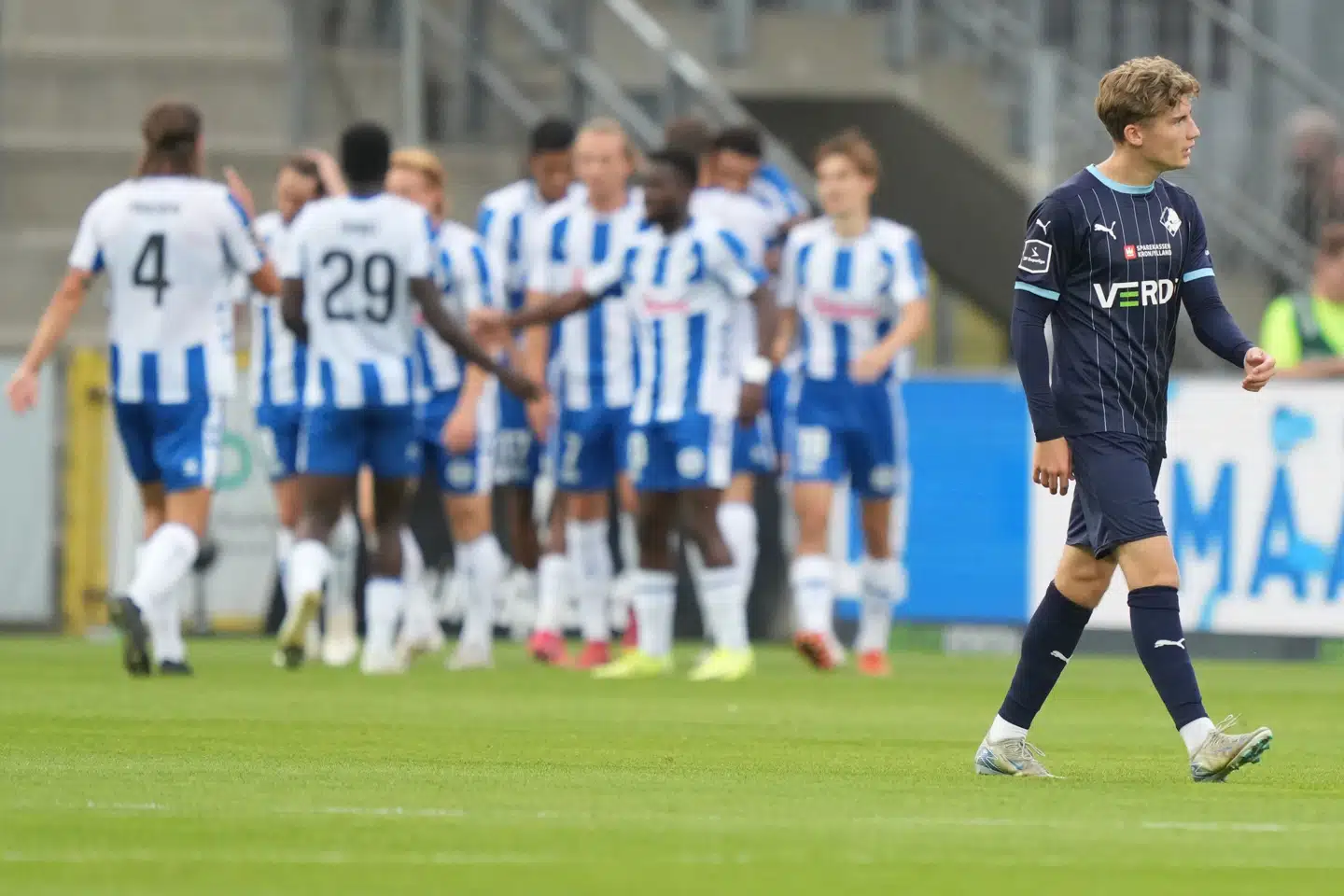 OB og Randers FC bød publikum på en hæsblæsende første halvleg, mens der var mindre dramatik og underholdning i anden halvleg. OB endte med at vinde kampen 3-2.