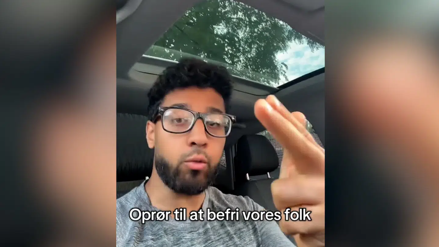 Den populære muslimske influencer 'Le Mo' opfordrer i en video til et oprør mod regeringen i stil med det, der fandt sted i USA den 6. januar 2021.