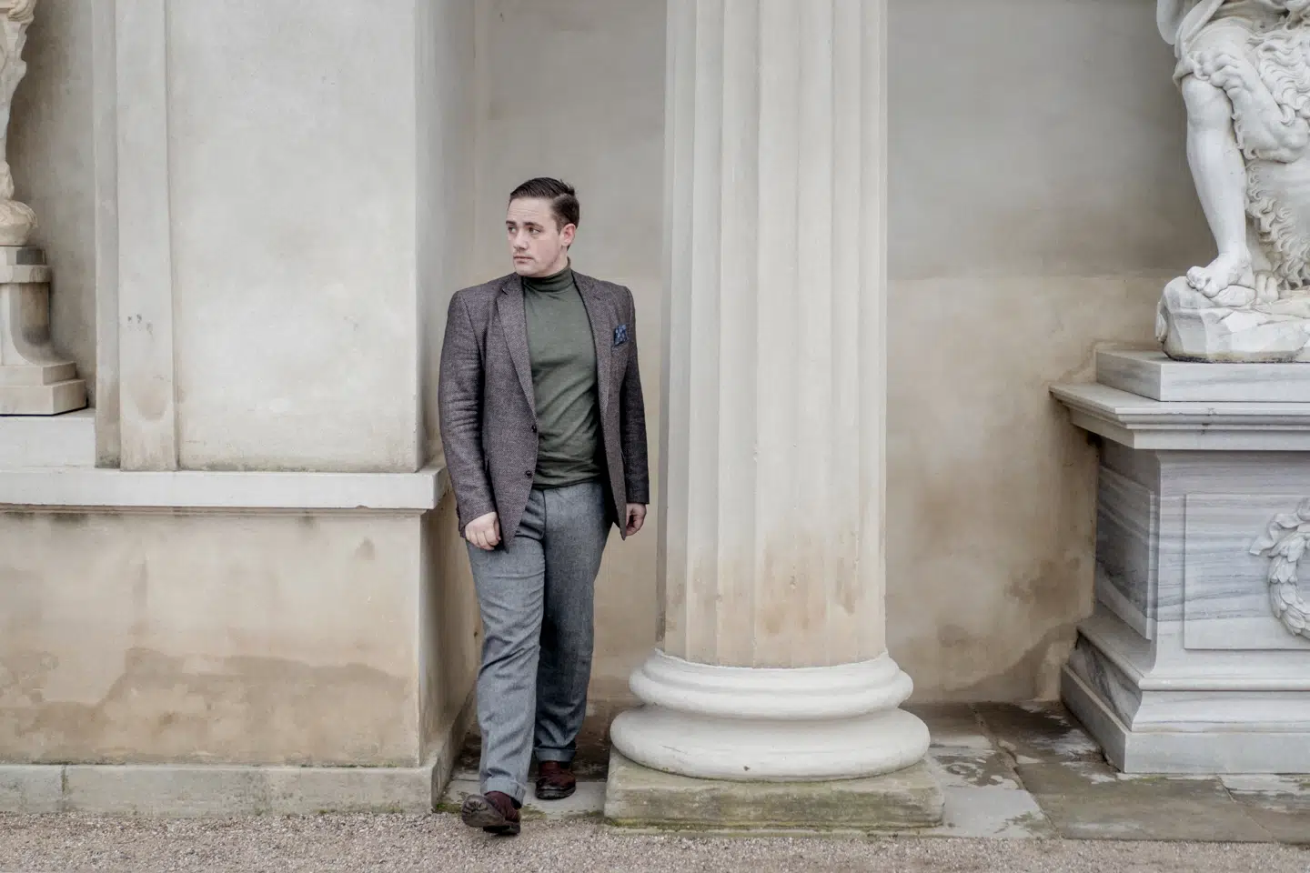 »Historien handler også om en stat, der langsomt opgiver det, man i hovedstaden kalder 'Provinsen',« skriver Christian Egander Skov.