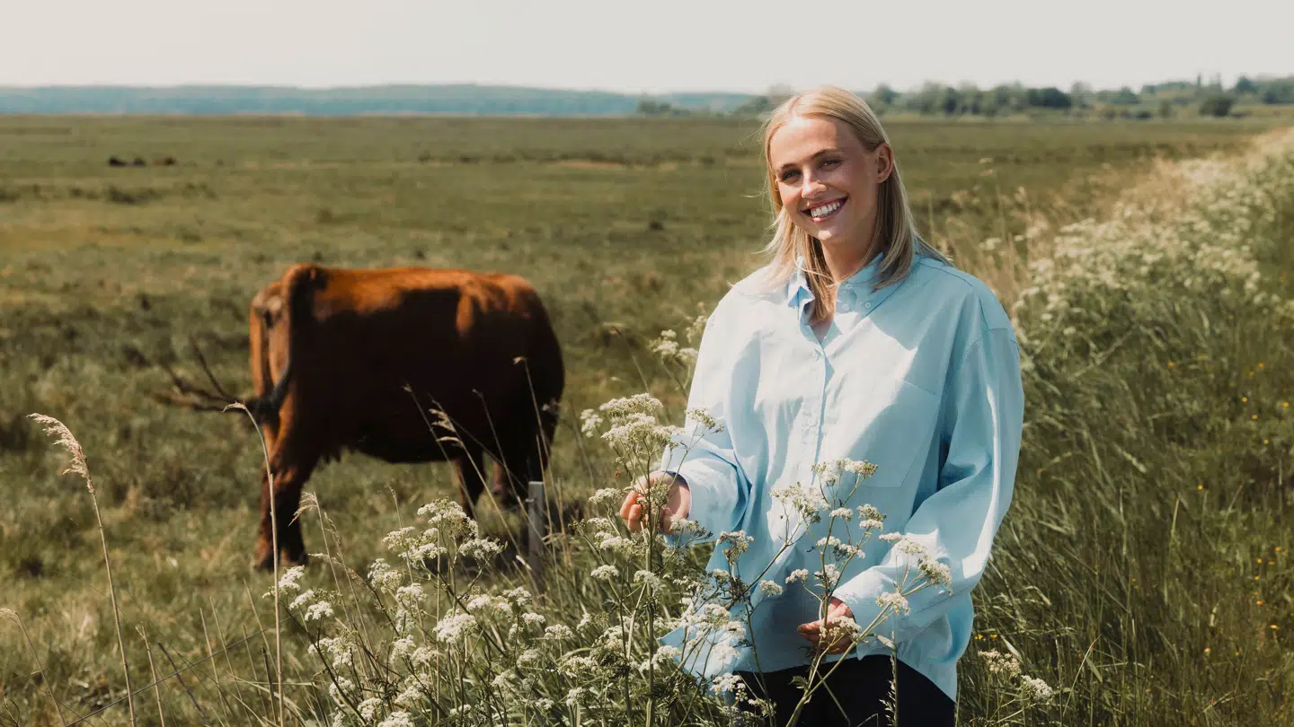 Den nye vært har kæmpet med at navigere i både landmændenes og sit eget kærlighedsliv.