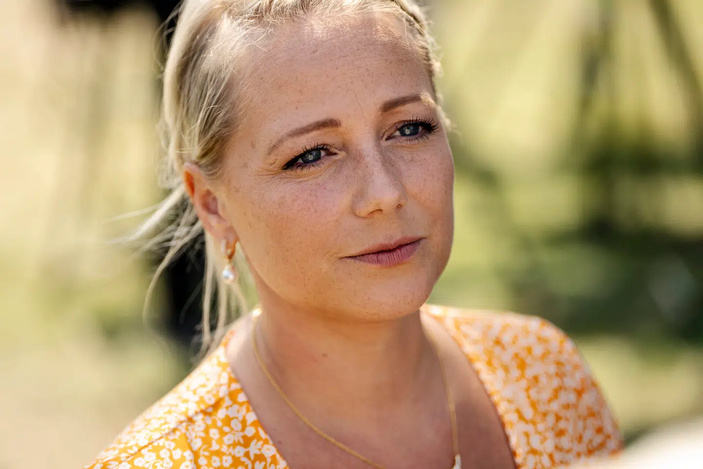 »Venstreekstrem er ikke et ord, man nemt tager i sin mund. Men jeg bruger det, fordi det er kommet frem, at helt centrale nøglepersoner i Cybernauterne er komplet fulde af had og har ret ekstreme holdninger. Jeg kalder en spade for en spade. Det her er en venstreekstrem organisation," siger Sólbjørg Jakobsen.