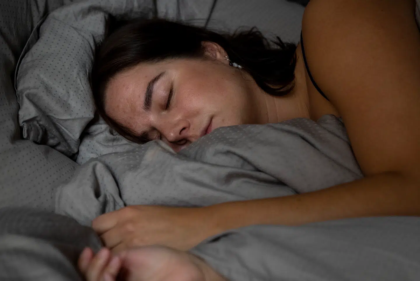 Ved at ændre i dine spisevaner, kan du få en bedre nattesøvn, mener ekspert.