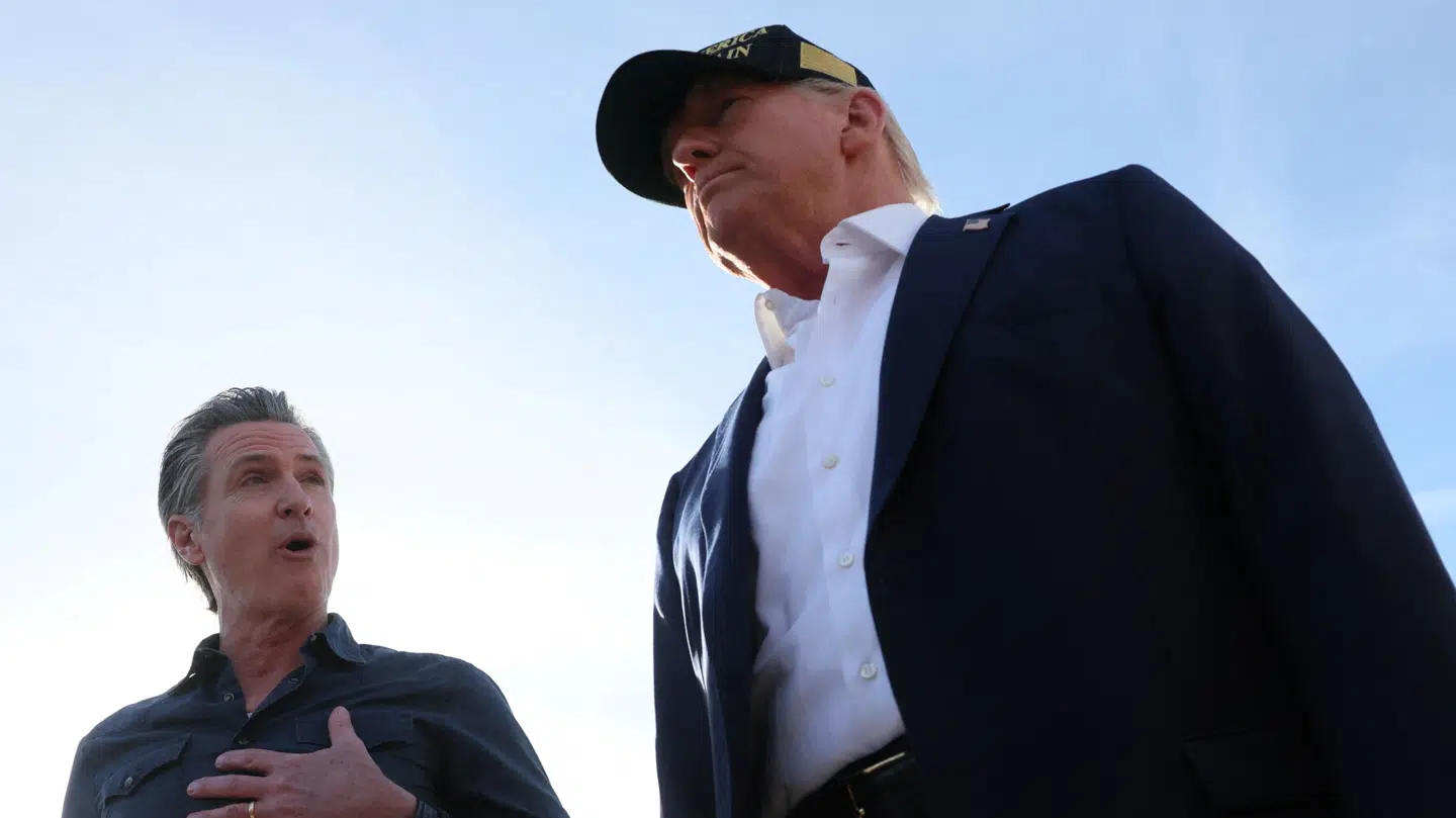 Gavin Newsom med Donald Trump 24. januar i år – få dage efter Trump atter var at finde i Det Hvide Hus.