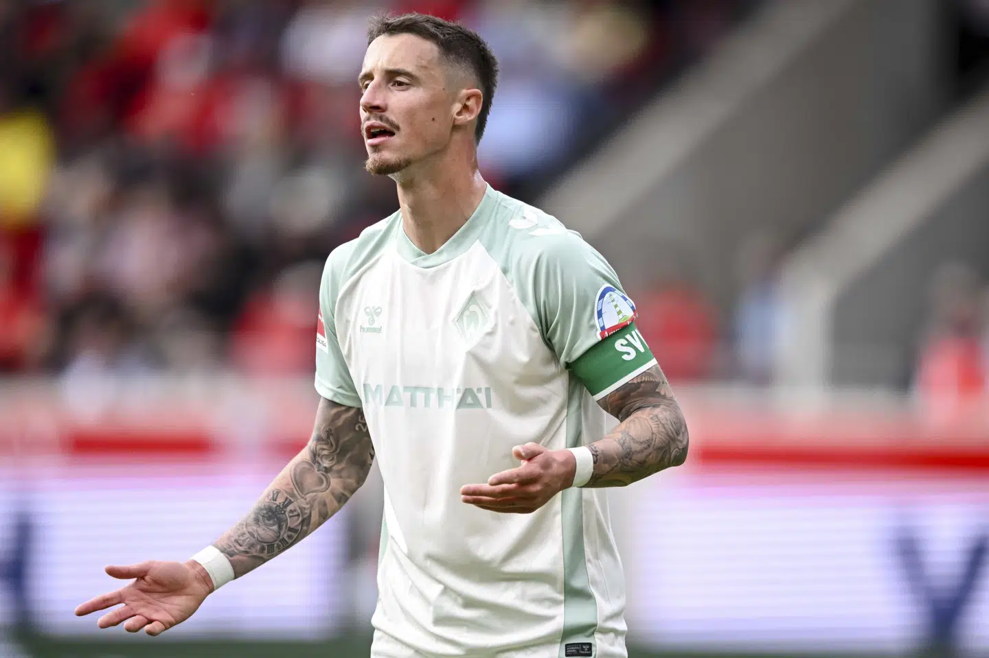 Marco Friedl undrede sig over, at Sky-journalist Katharina Kleinfeldt ikke kunne genkende ham efter kampen, når hun også havde interviewet ham 90 minutter inden kampstart. (Arkivfoto).