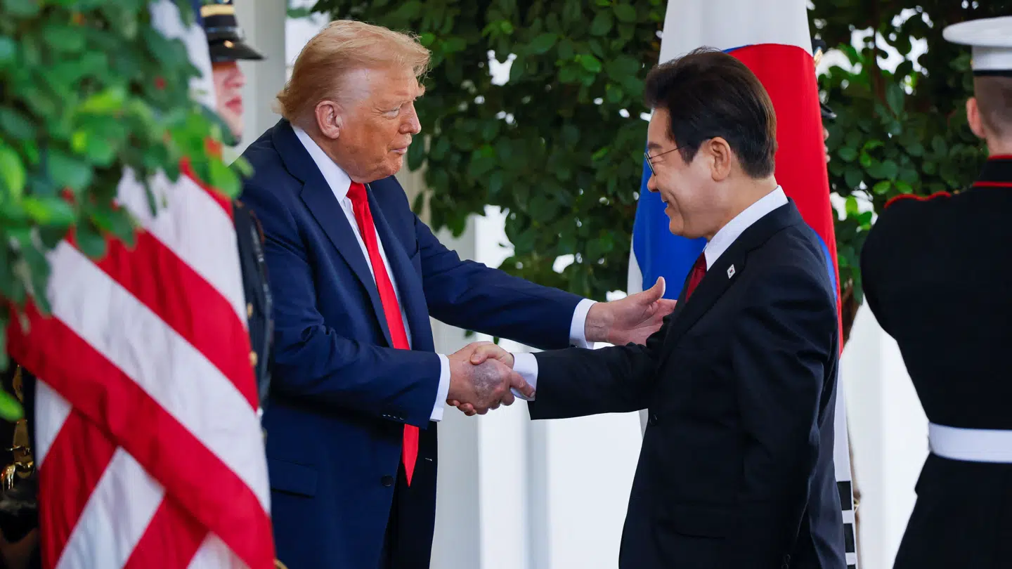 Donald Trumps højre hånd har vakt opsigt