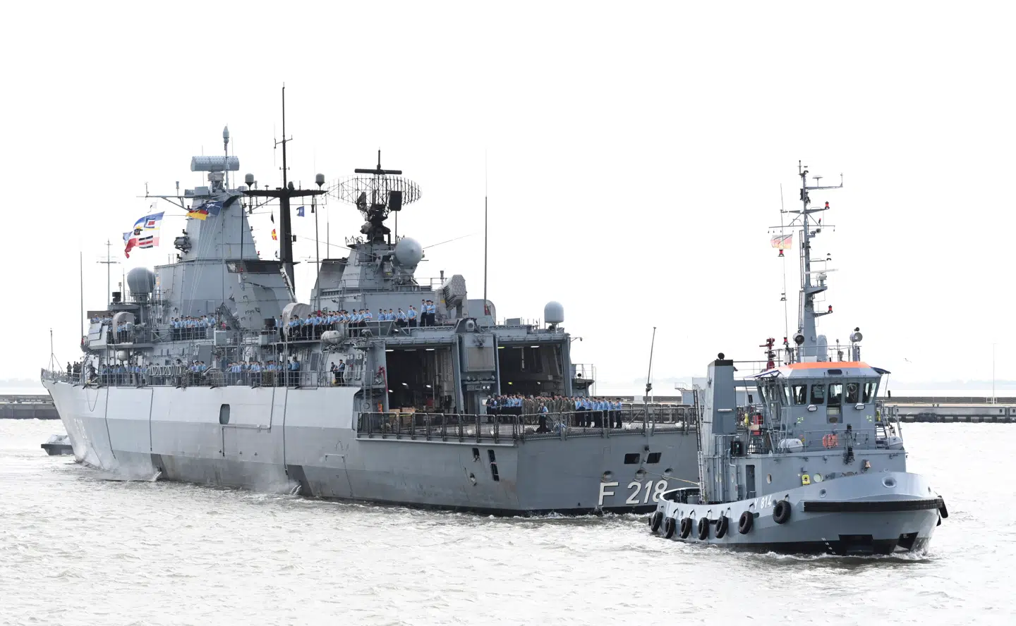 Ifølge flere internationale medier har en russisk ubåd truet hangarskibet USS Gerald R. Ford.