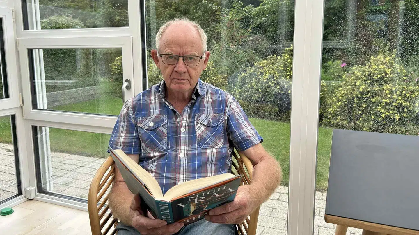 Johan Pedersen overlevede på mirakuløs vis den ulykke, der kostede både hans kone og to venner livet. Nu har han en klar opfordring til politikerne.