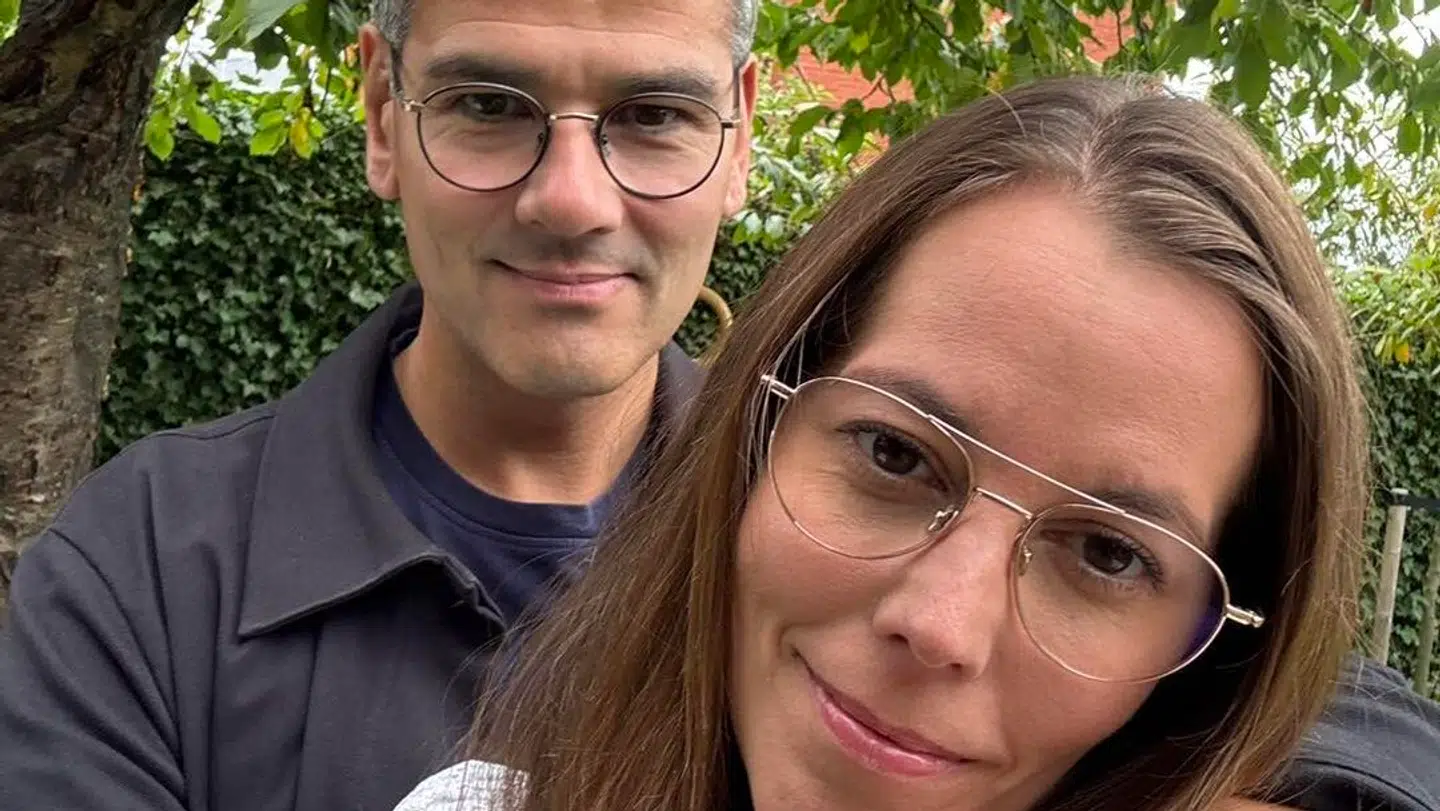 Mai Mercado har i løbet af sommeren fået brystkræft. Hun er allerede blevet opereret og venter nu på den efterfølgende kemobehandling. Her er hun med sin mand, Chris.