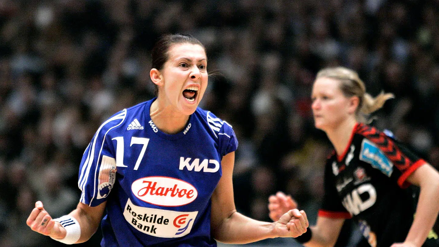 Popovic var med til at vinde Champions League hele seks gange for både Slagelse og Viborg. Derudover er det blevet til syv danske mesterskaber og tre pokaltitler.