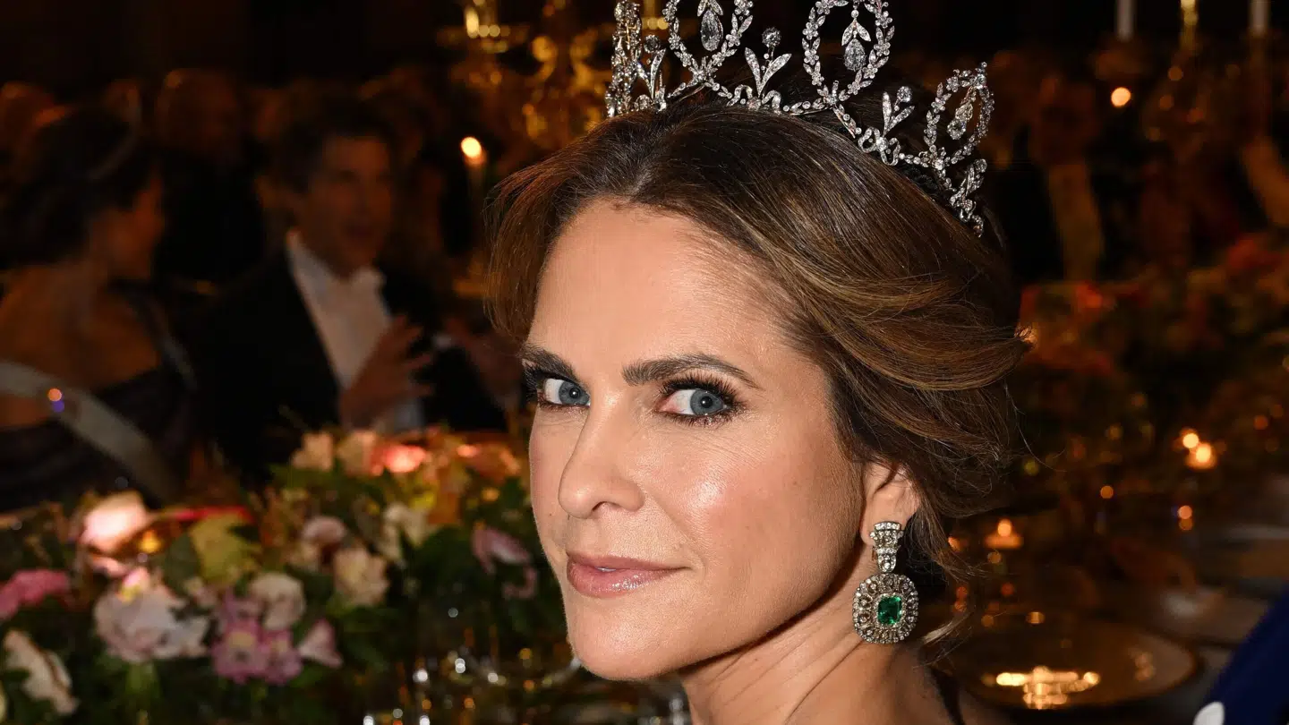 Prinsesse Madeleine repræsenterer stadig det svenske kongehus, men i begrænset omfang, hvorfor hun ikke modtager apanage.