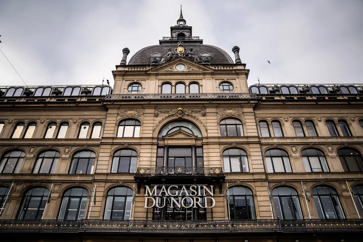 Magasin er en kæde af stormagasiner med rødder tilbage til 1868.