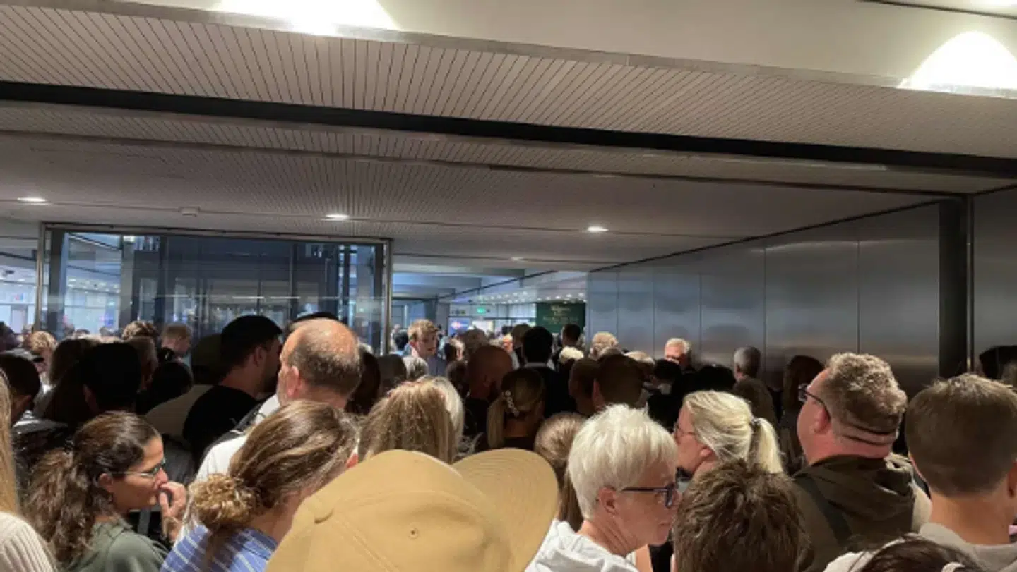 Også på vej til koncerten, her ved Kongens Nytorv, var der mange mennesker, som skulle med metroen.