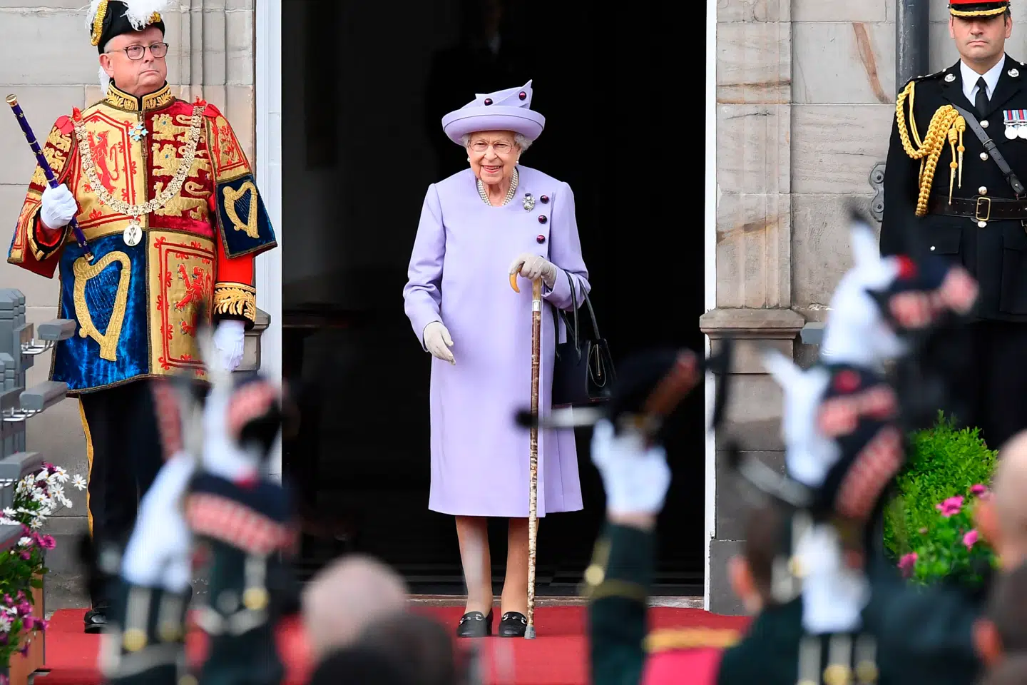 En ny bog påstår, at den afdøde monark dronning Elizabeth var imod, at Storbritannien skulle forlade EU.