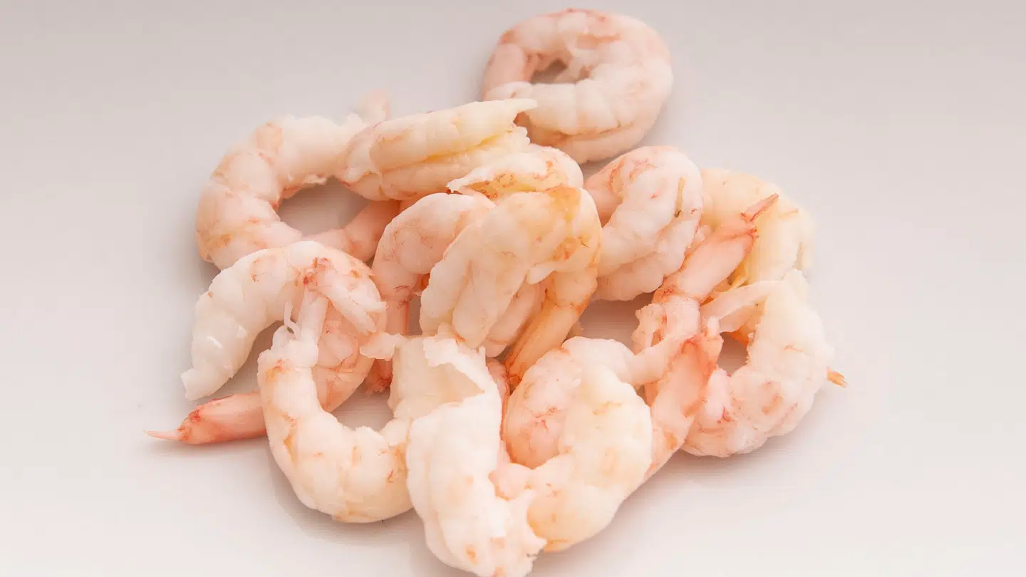 Den amerikanske fødevare- og lægemiddelstyrelse (FDA) udvider sin advarsel om radioaktive rejer.