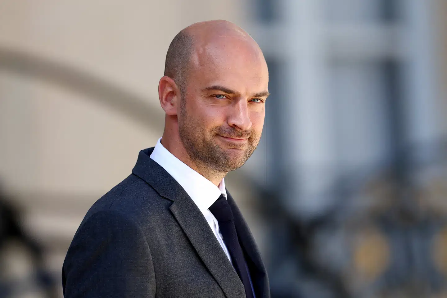 Det hører til sjældenhederne, at franske toppolitikere lægger vejen forbi den grønlandske hovedstad, Nuuk. I denne weekend er udenrigsminister Jean-Noel Barrot på besøg.
