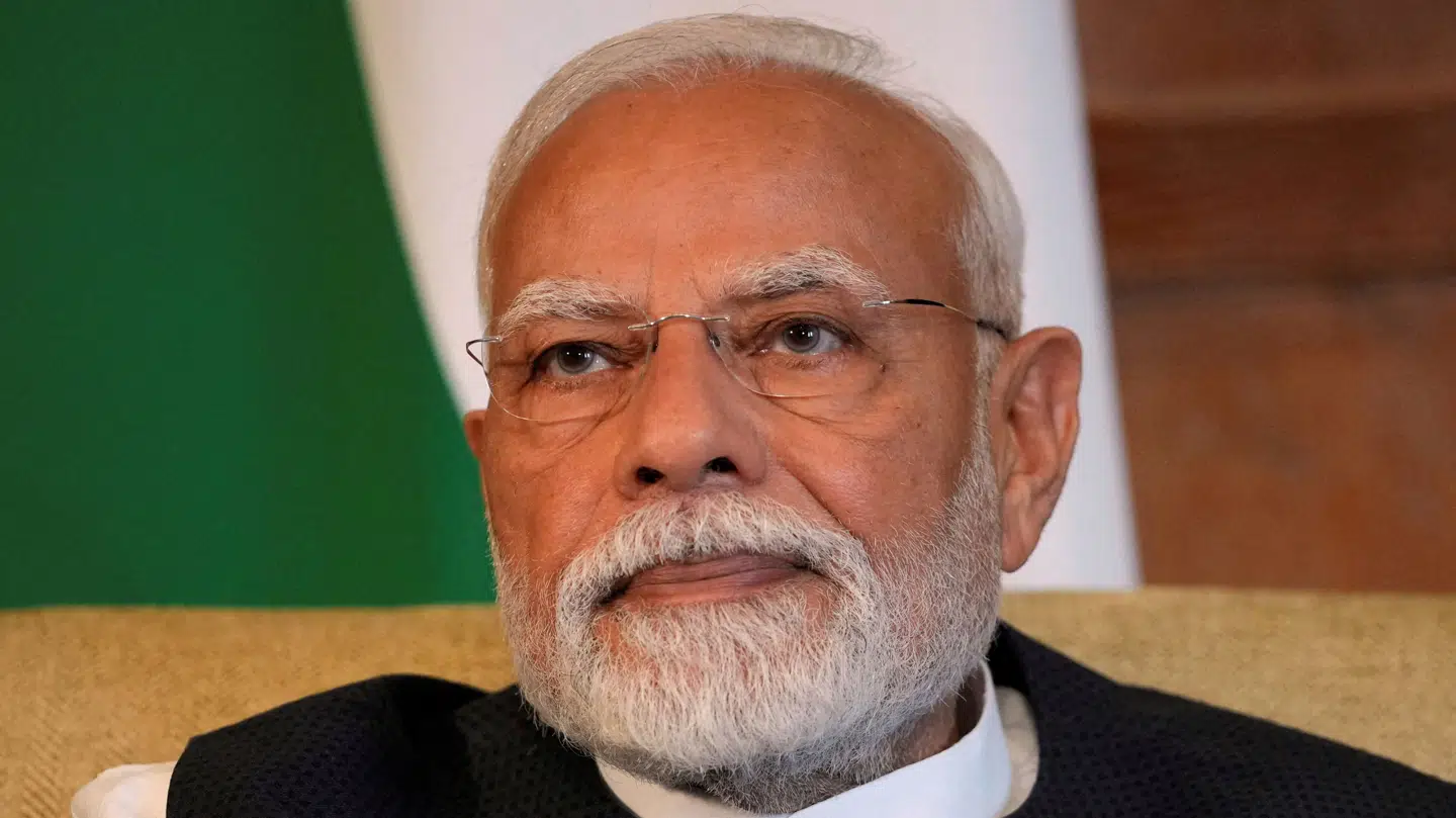 Narendra Modi er lige nu til topmøde i Tianjin ved Beijing, hvor han skal mødes med blandt andet Vladimir Putin og Xi Jinping.