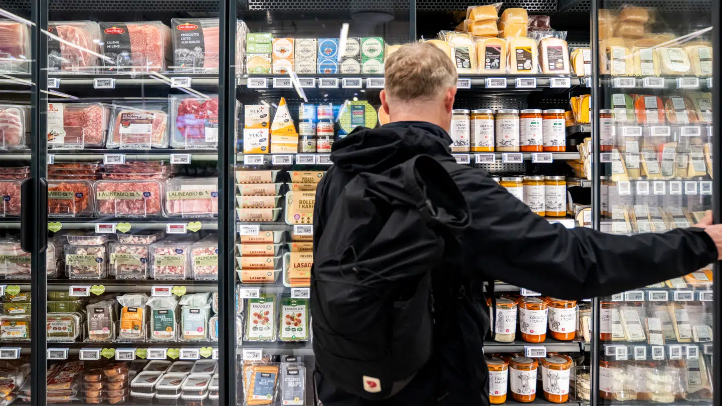 Hos grænsehandlen oplever man voldsomt stigende interesse for de almindelige dagligvarer. Dette billede er taget i en anden dagligvarekæde.