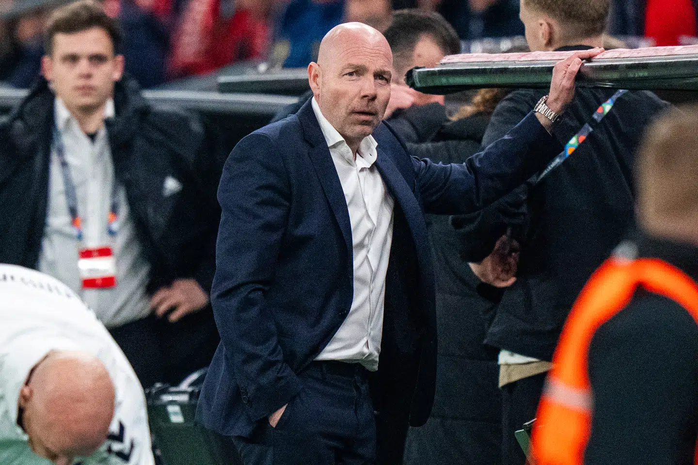 Brian Riemer har fået en god start som dansk landstræner. Men først nu er der for alvor noget på spil.